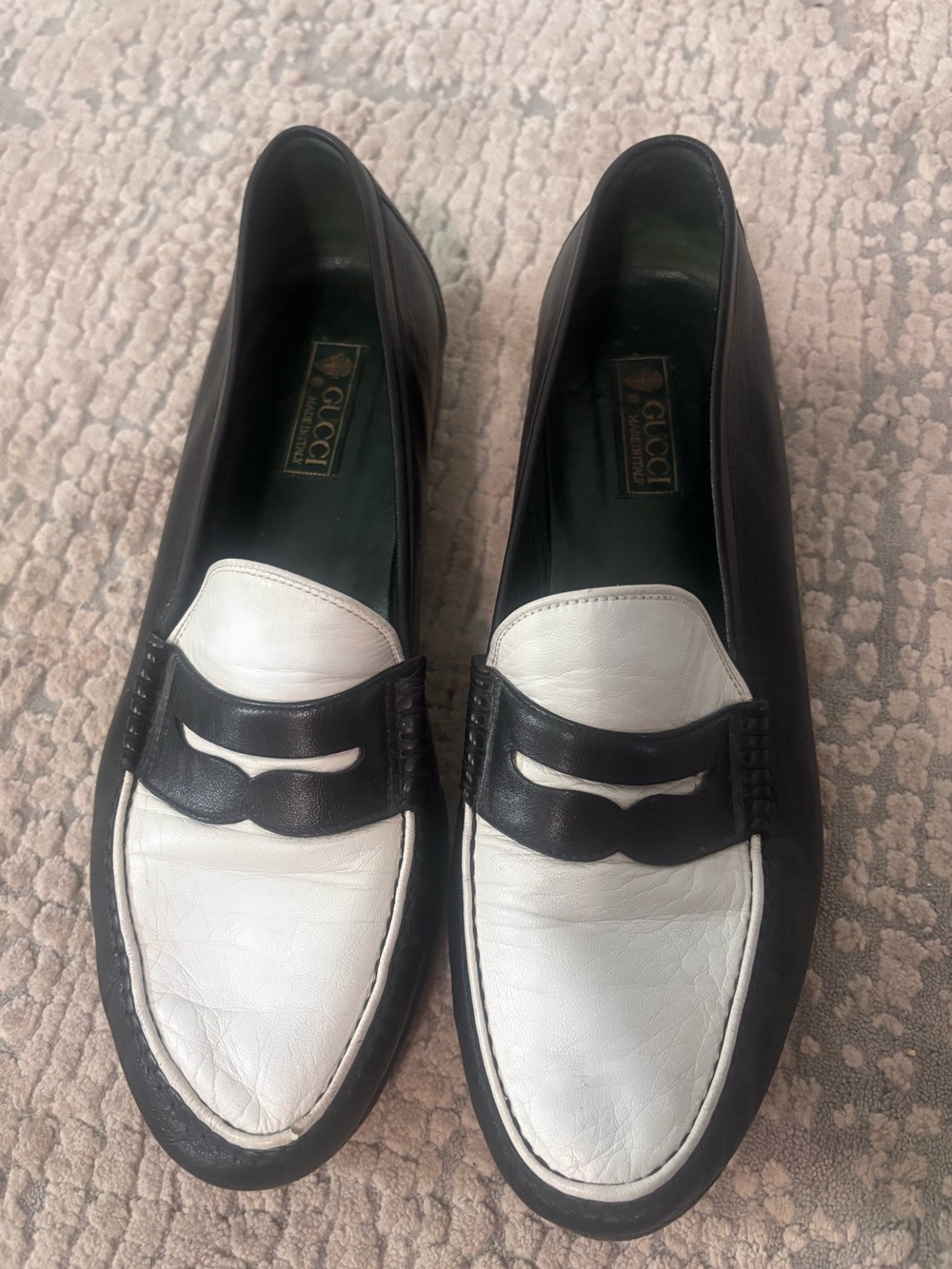 Vintage Gucci Men’s Black & White Leather Loafers size 43.5